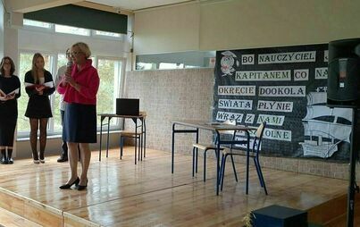 Zdjęcie do Bo nauczyciel jest kapitanem ....